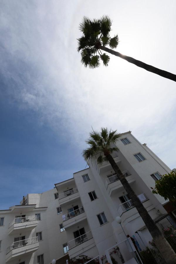 Sand Beach Apartments Port d'Alcúdia Extérieur photo