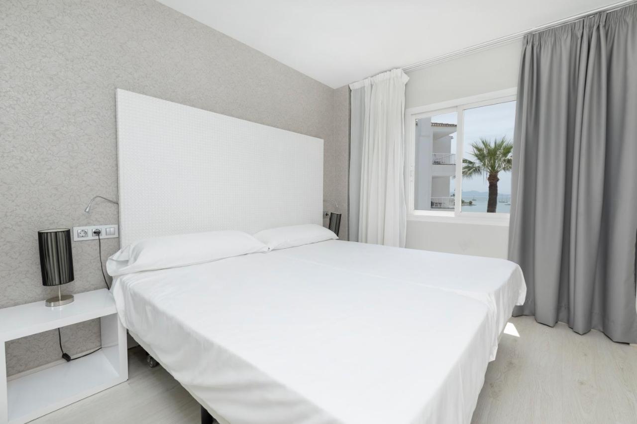 Sand Beach Apartments Port d'Alcúdia Extérieur photo